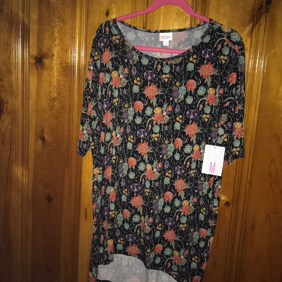 LuLaRoe Tops - Brand New w/Tags. Lularoe Irma 🌹 sz M. Retail $35